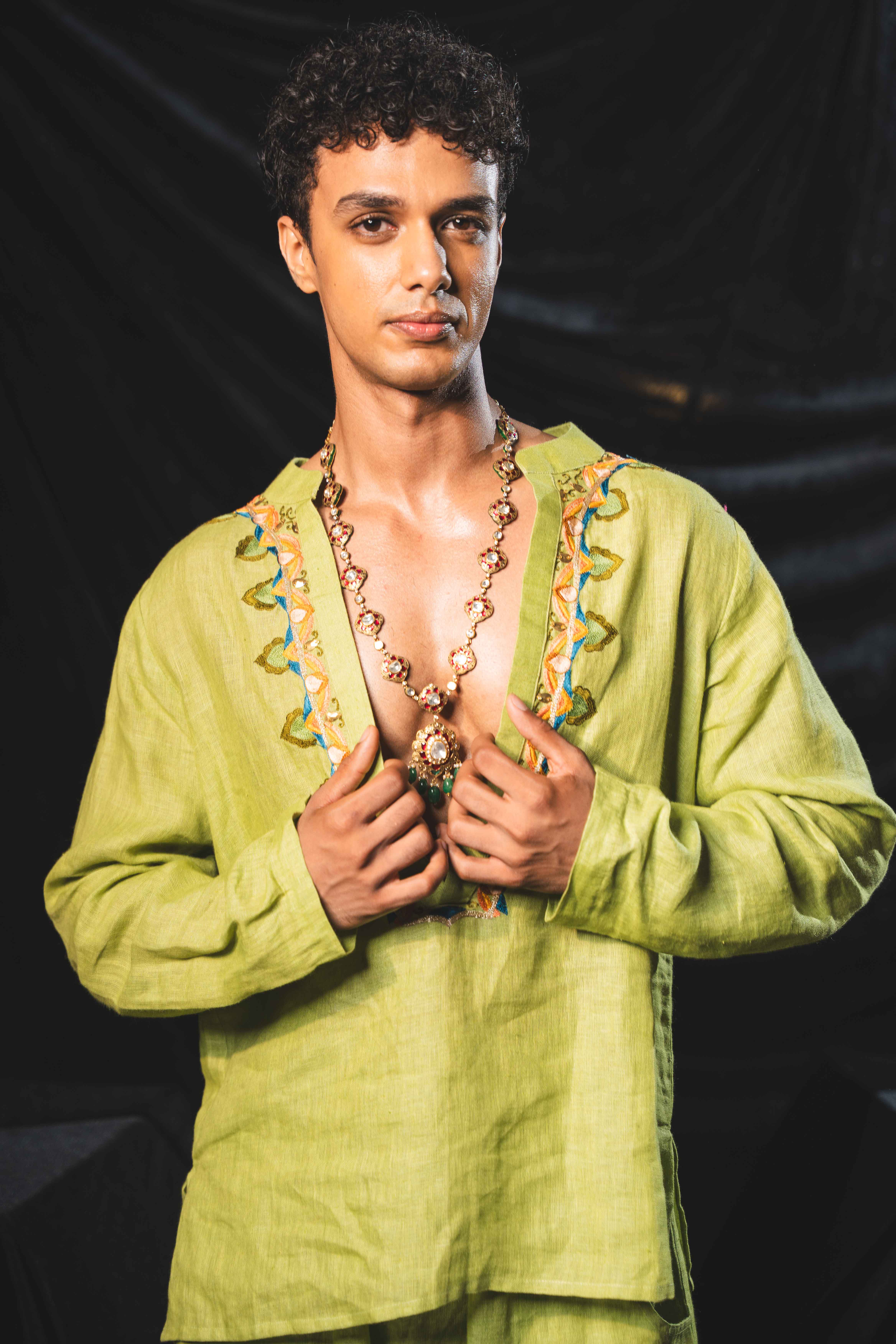 Behind-the-scenes diamond crafting